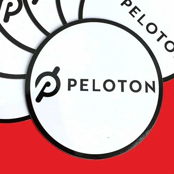 PELOTON MAGNET NWT - Picture 3 of 8